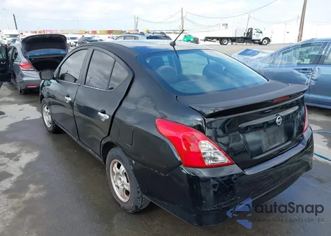 2015 Nissan Versa 1.6 Sv z USA, uszkodzony, nr VIN 3N1CN7AP0FL955009